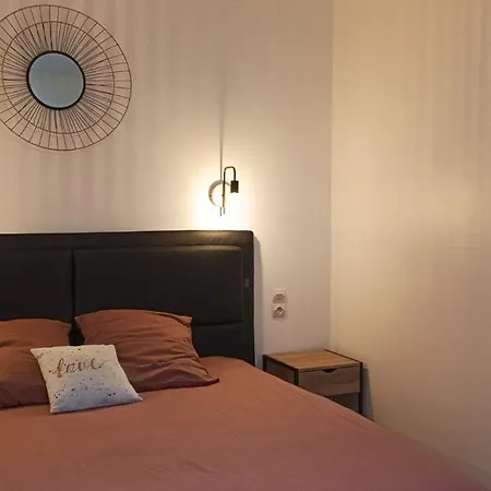 Maison De En Plein Coeur De Nyaraló *